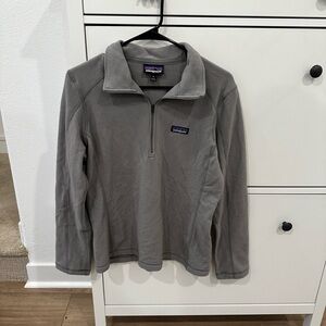 Patagonia Light Gray Fleece Jacket